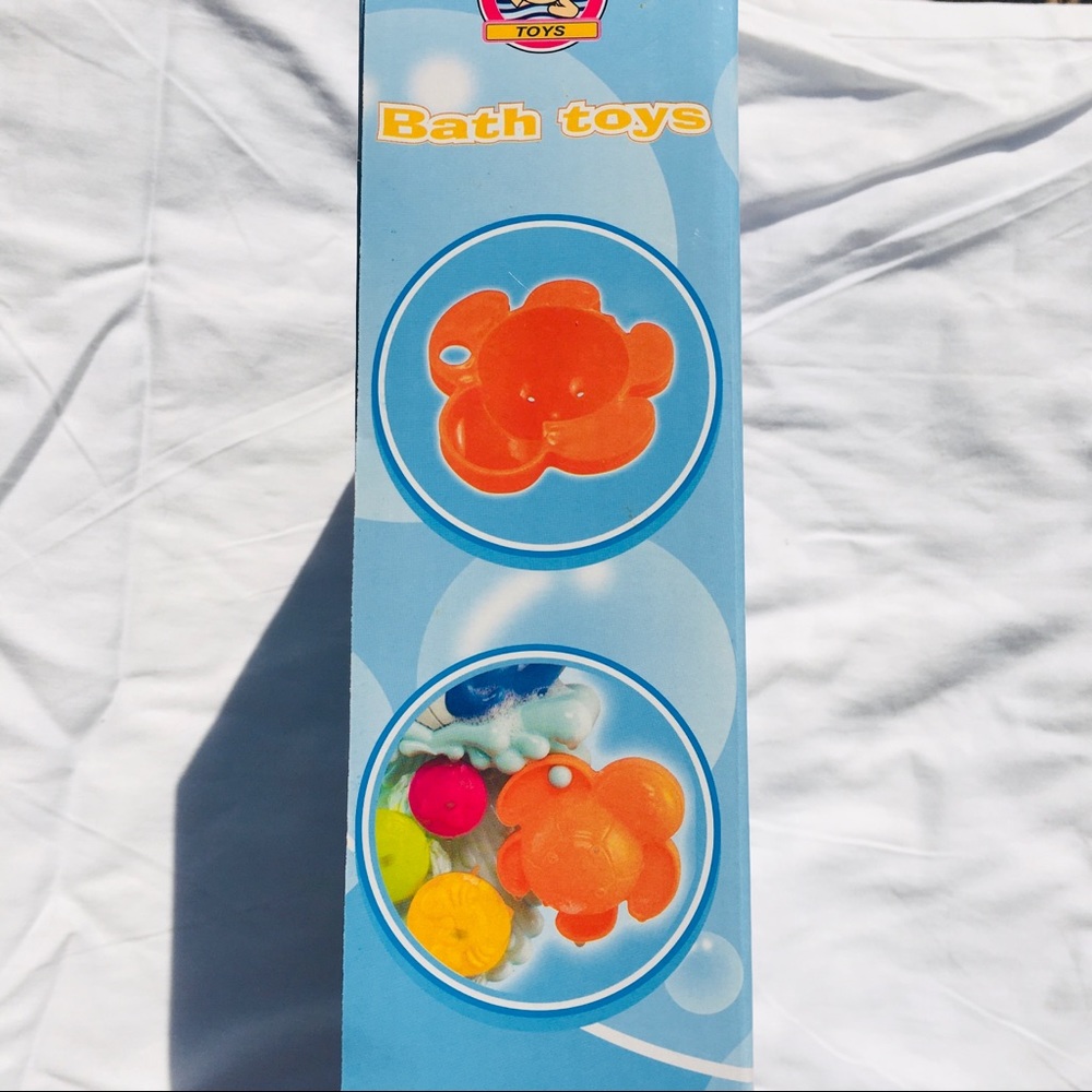 NWT Bath toy Whale WITH SUCTION CUPS!! 12 MONTHS & UP - Picture 8 of 11